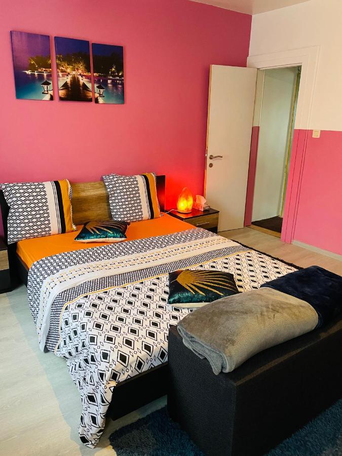 Bien-Etre-Au-Calme Et Parking Gratuit Villa Seraing Luaran gambar